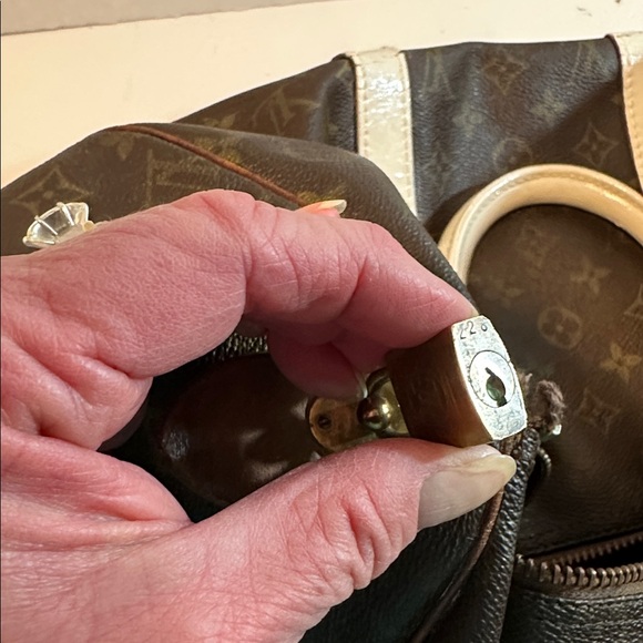 Louis Vuitton Monogram Keepall 45 Reimagined - Picture 15 of 16